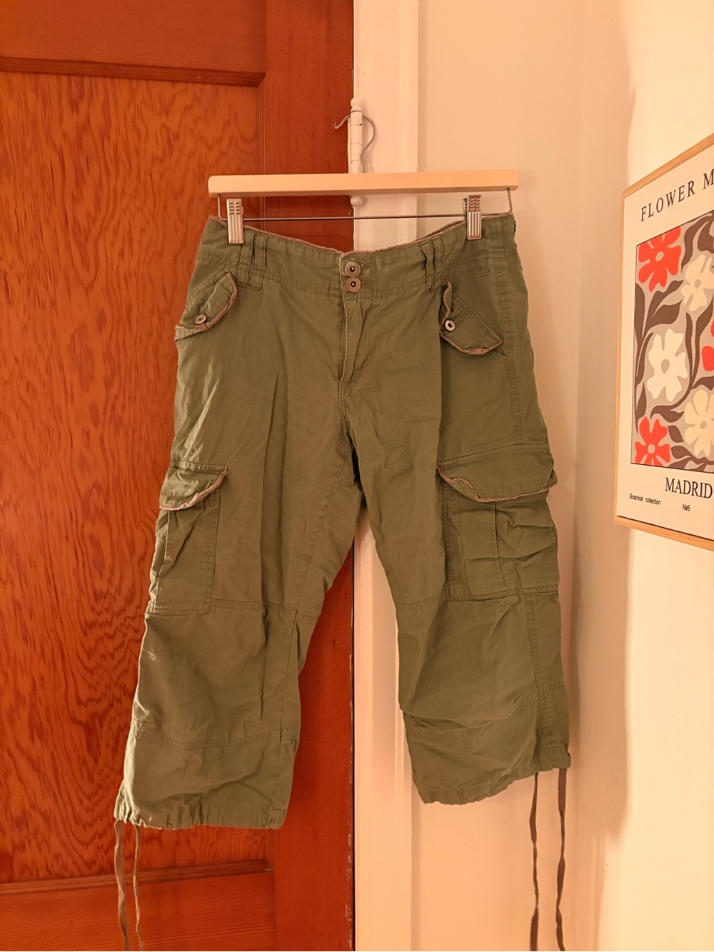 Y2K Olive Green Cargo Capris